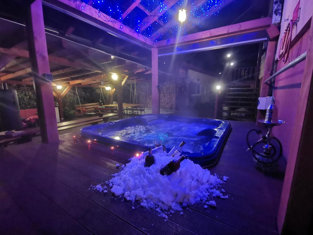 Privat Adriana Apartment Kremnica Luaran gambar