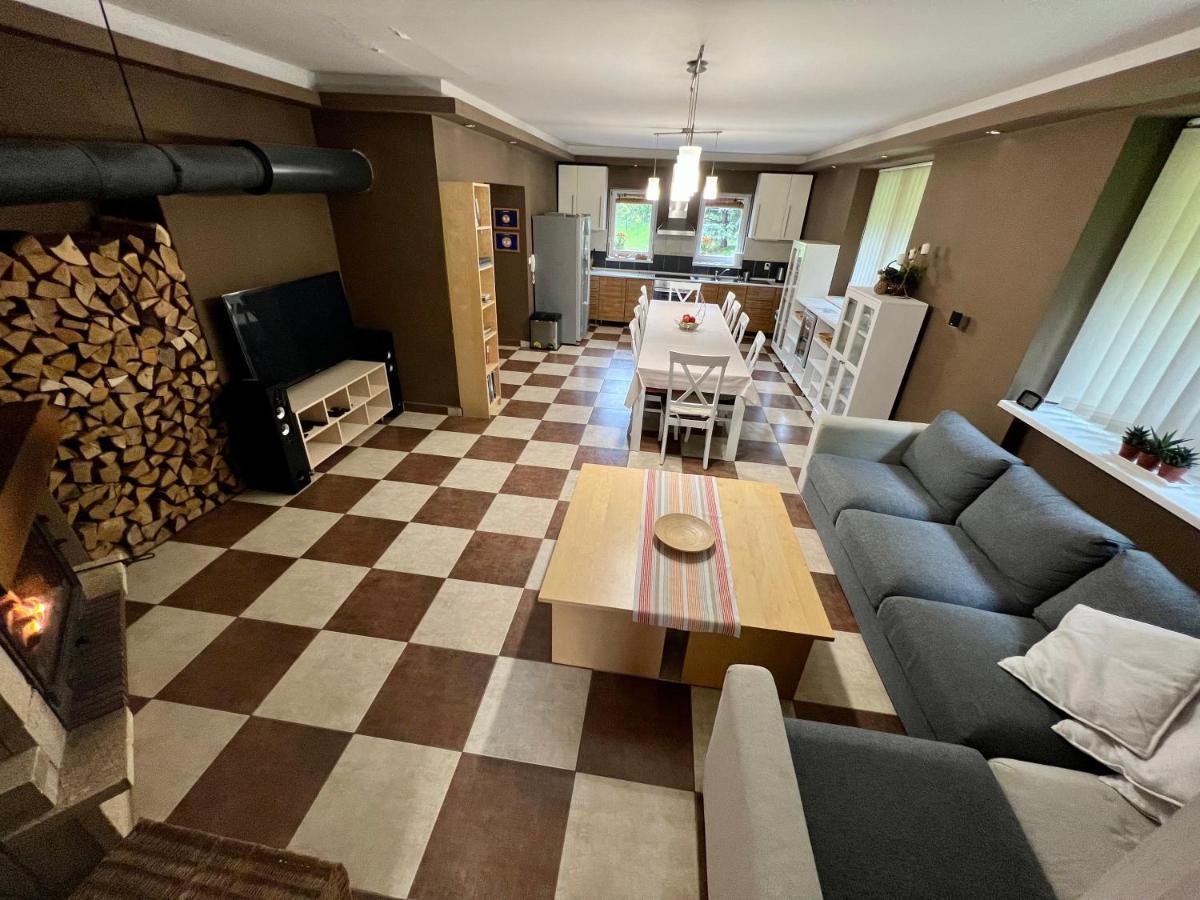Privat Adriana Apartment Kremnica Luaran gambar