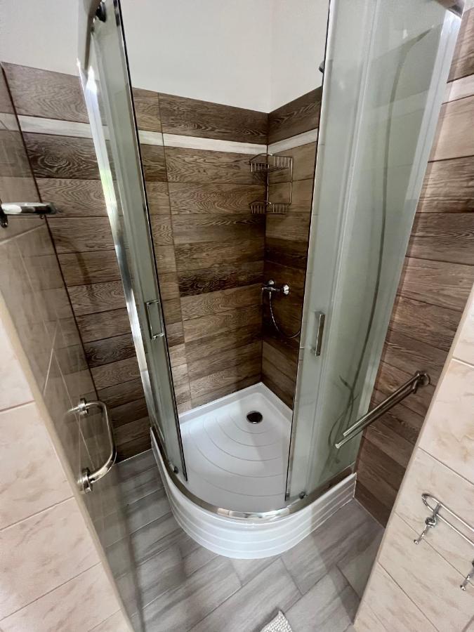 Privat Adriana Apartment Kremnica Luaran gambar