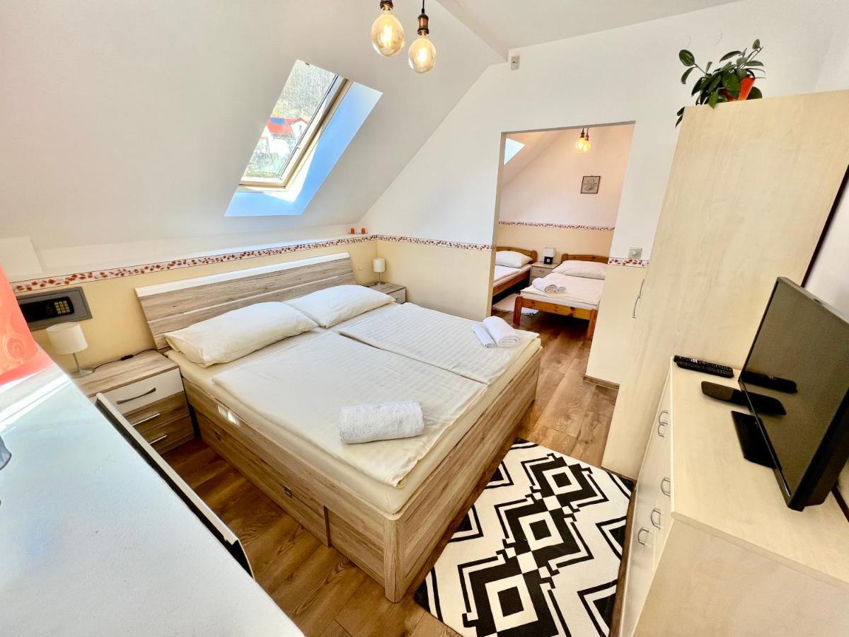 Privat Adriana Apartment Kremnica Luaran gambar