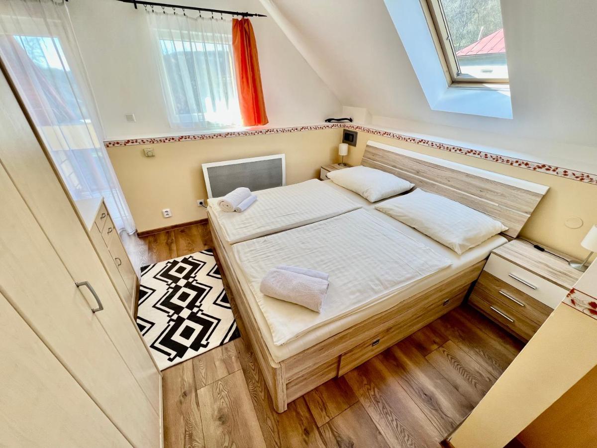 Privat Adriana Apartment Kremnica Luaran gambar